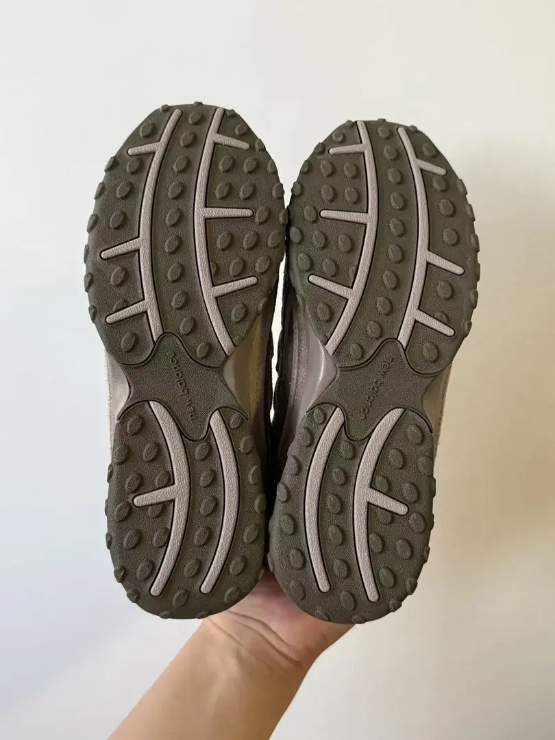 69$  New Balance 204L   4843-M gallery