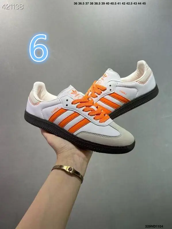 ADIDAS 51.78$   4884-M gallery