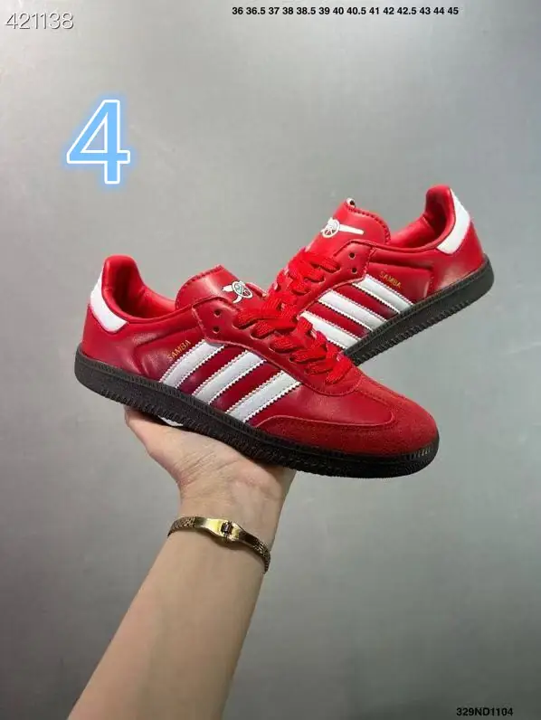 ADIDAS 51.78$   4884-M gallery