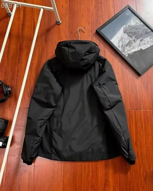 Atongmu 77.56$    4854-M gallery