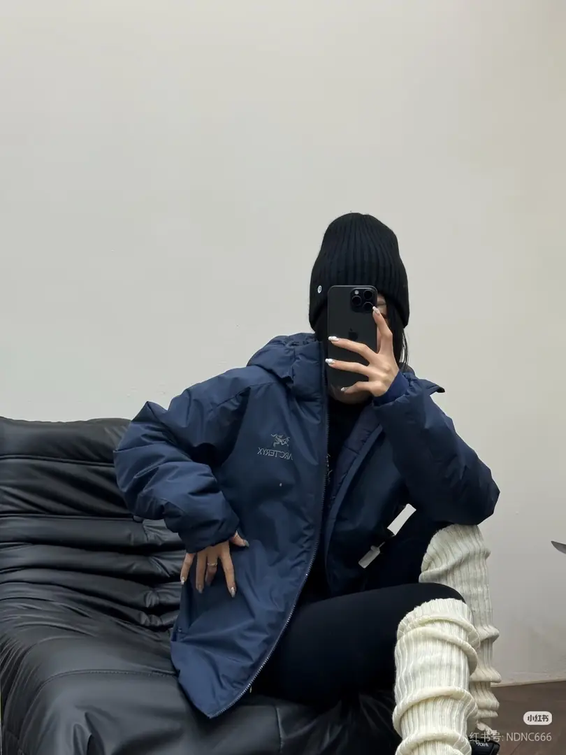 Atongmu 77.56$    4854-M gallery