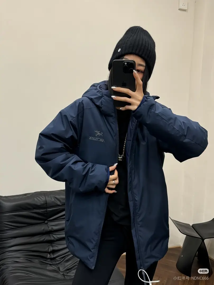 Atongmu 77.56$    4854-M gallery