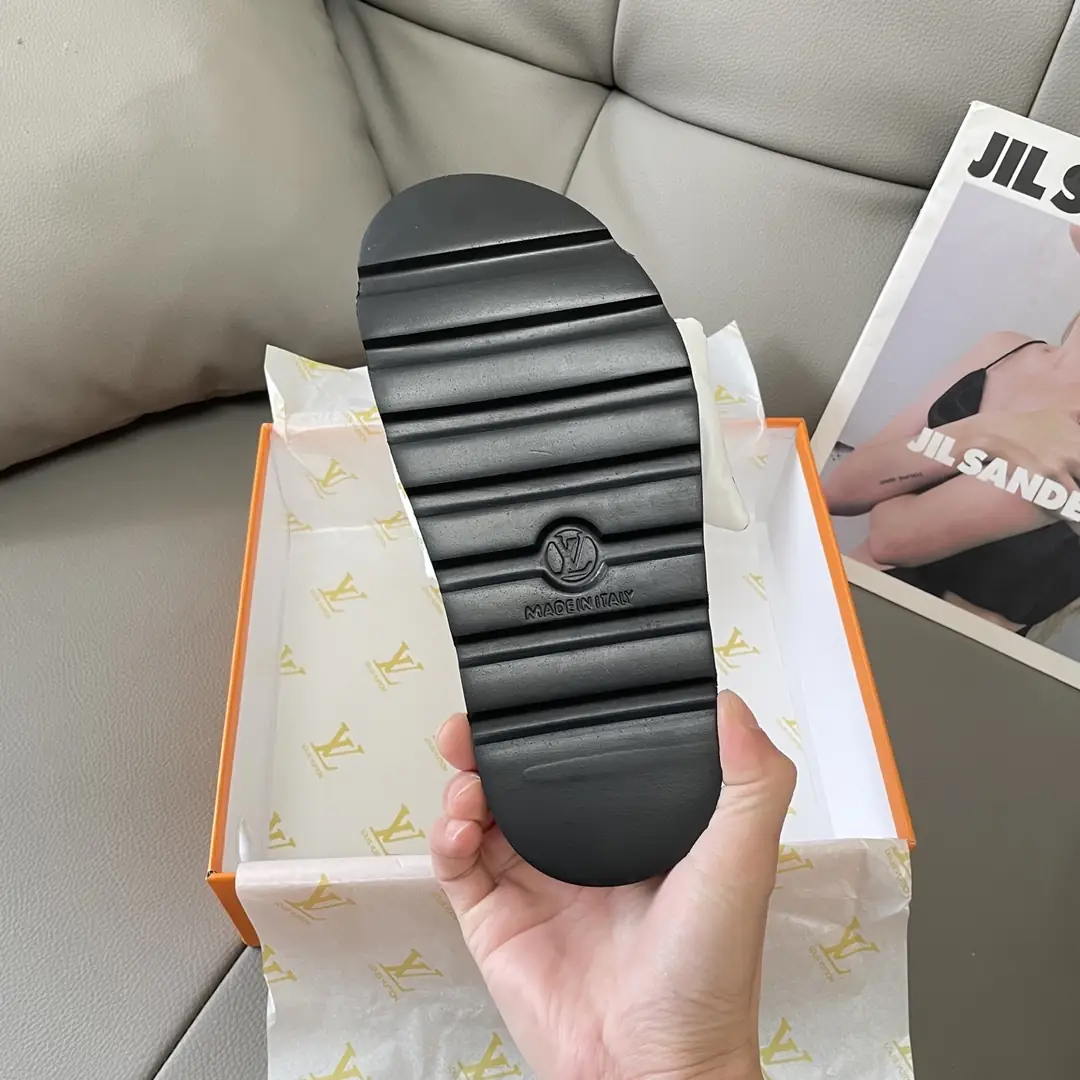 LV 43.99$  4644-M gallery