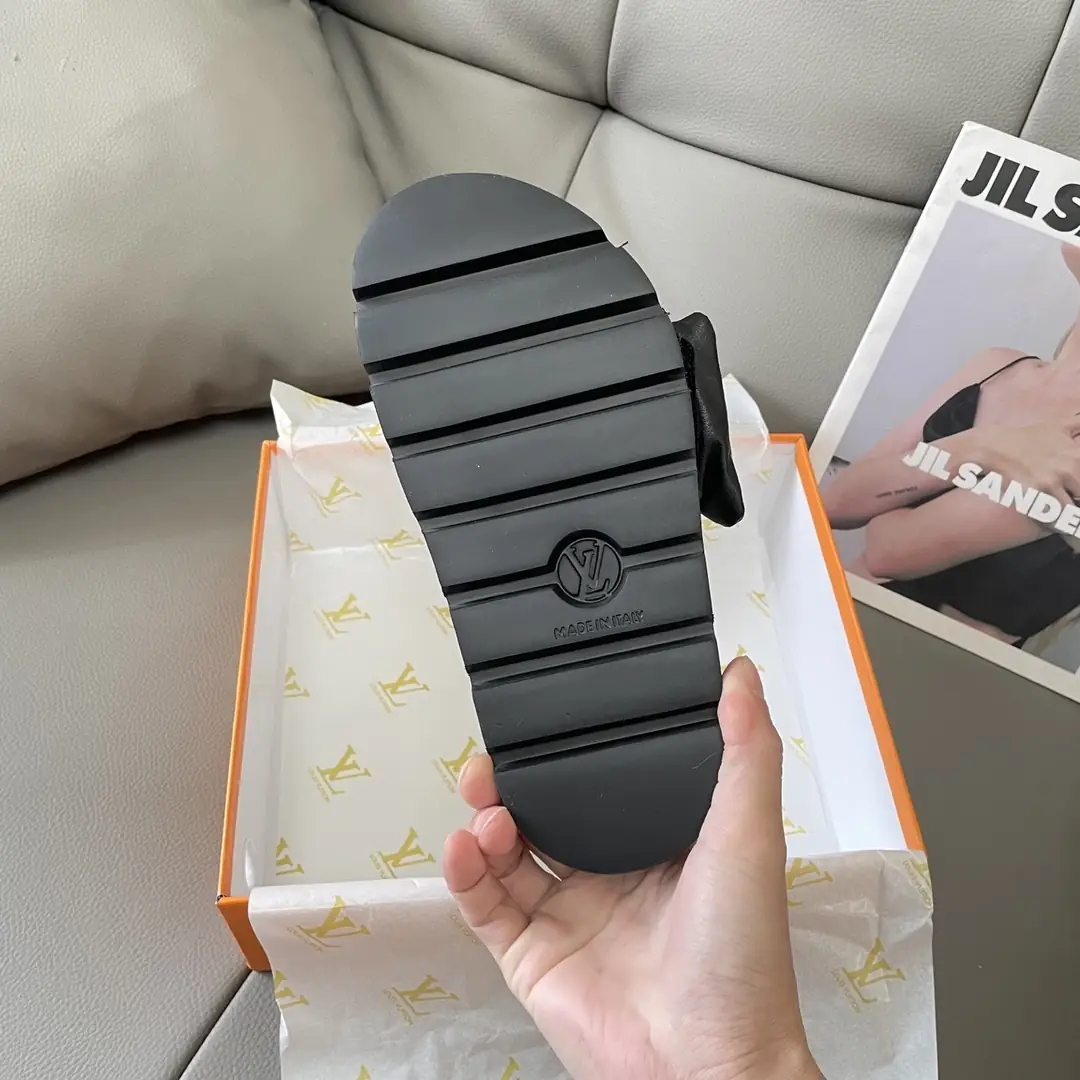 LV 43.99$  4644-M gallery