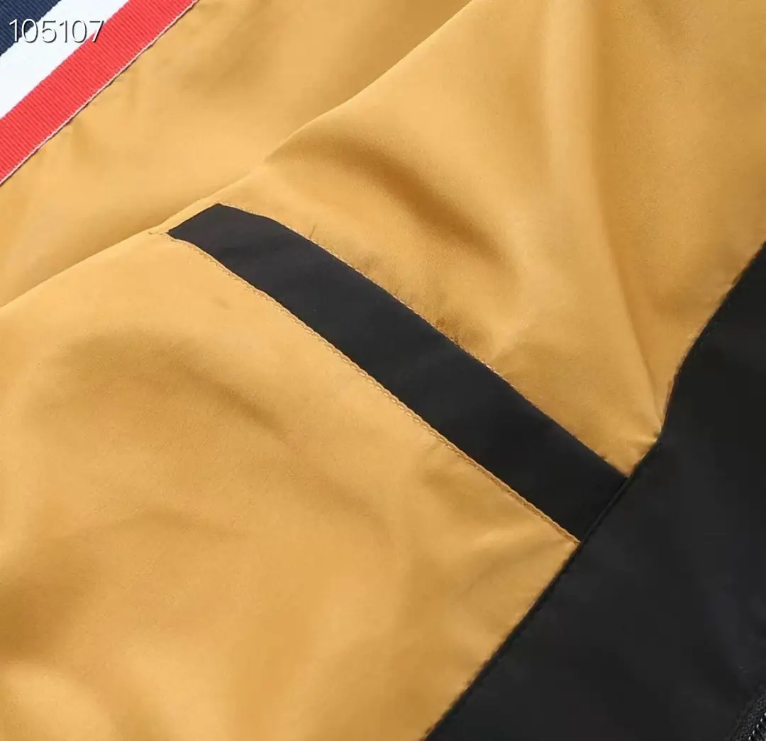 Moncler  65.66$   4784-M gallery