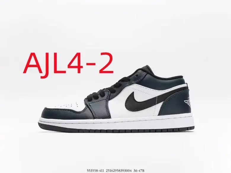 NIKE  45.88$  4242-M gallery