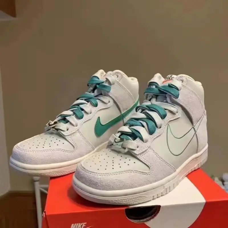 NIKE 34.44$   3530-M gallery