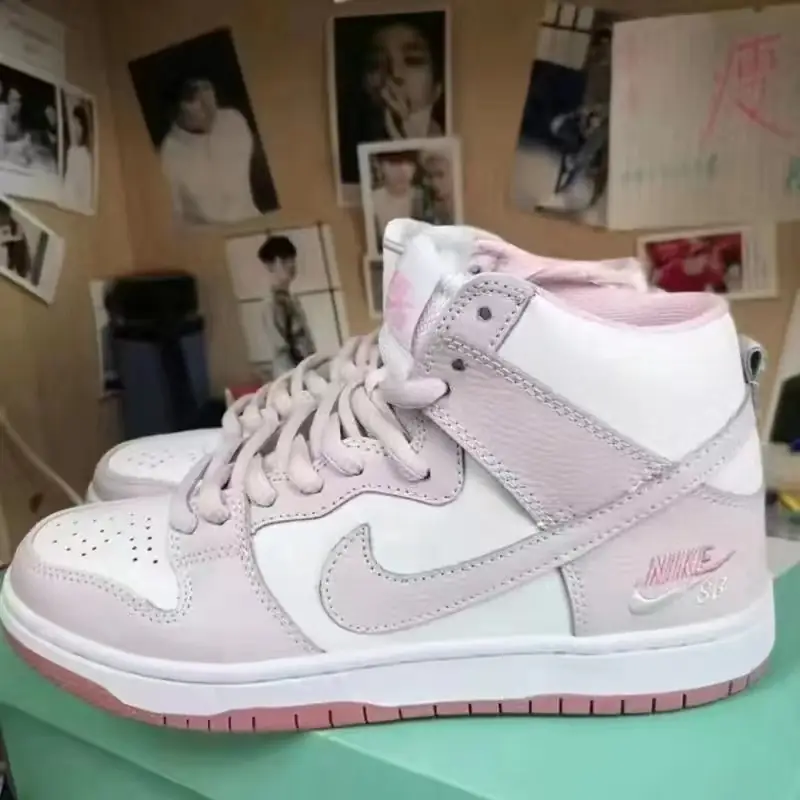 NIKE 34.44$   3530-M gallery