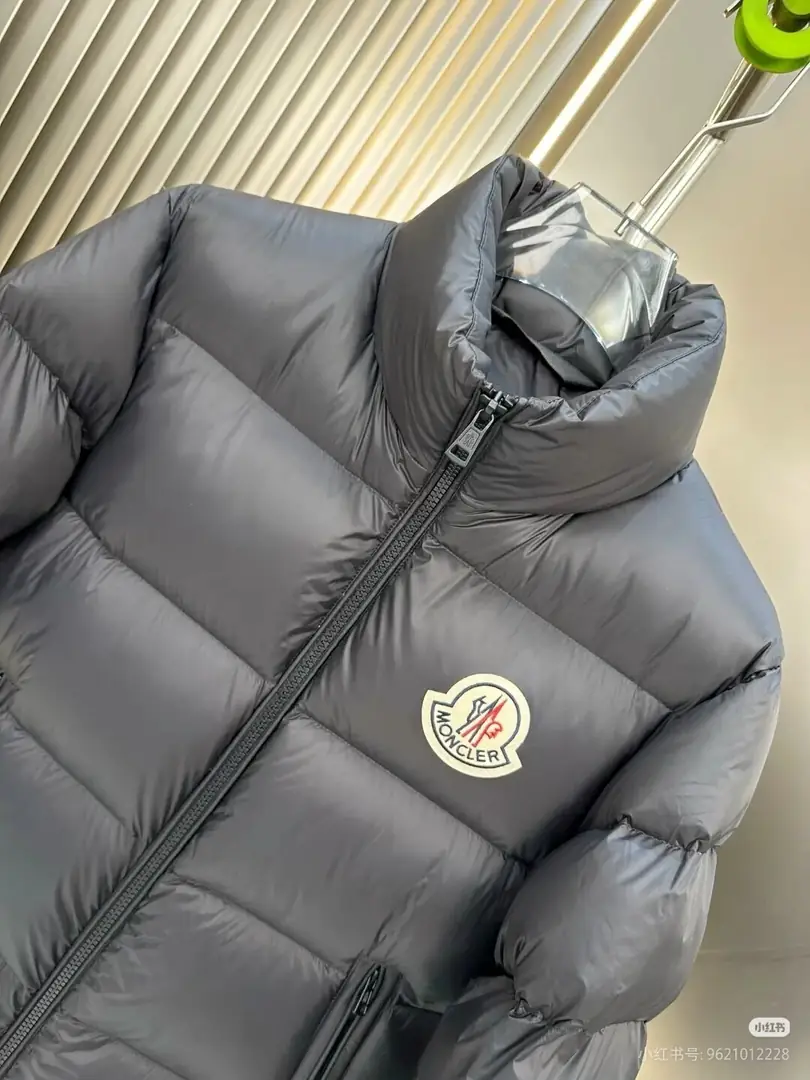 moncler 90.46$    4853-M gallery