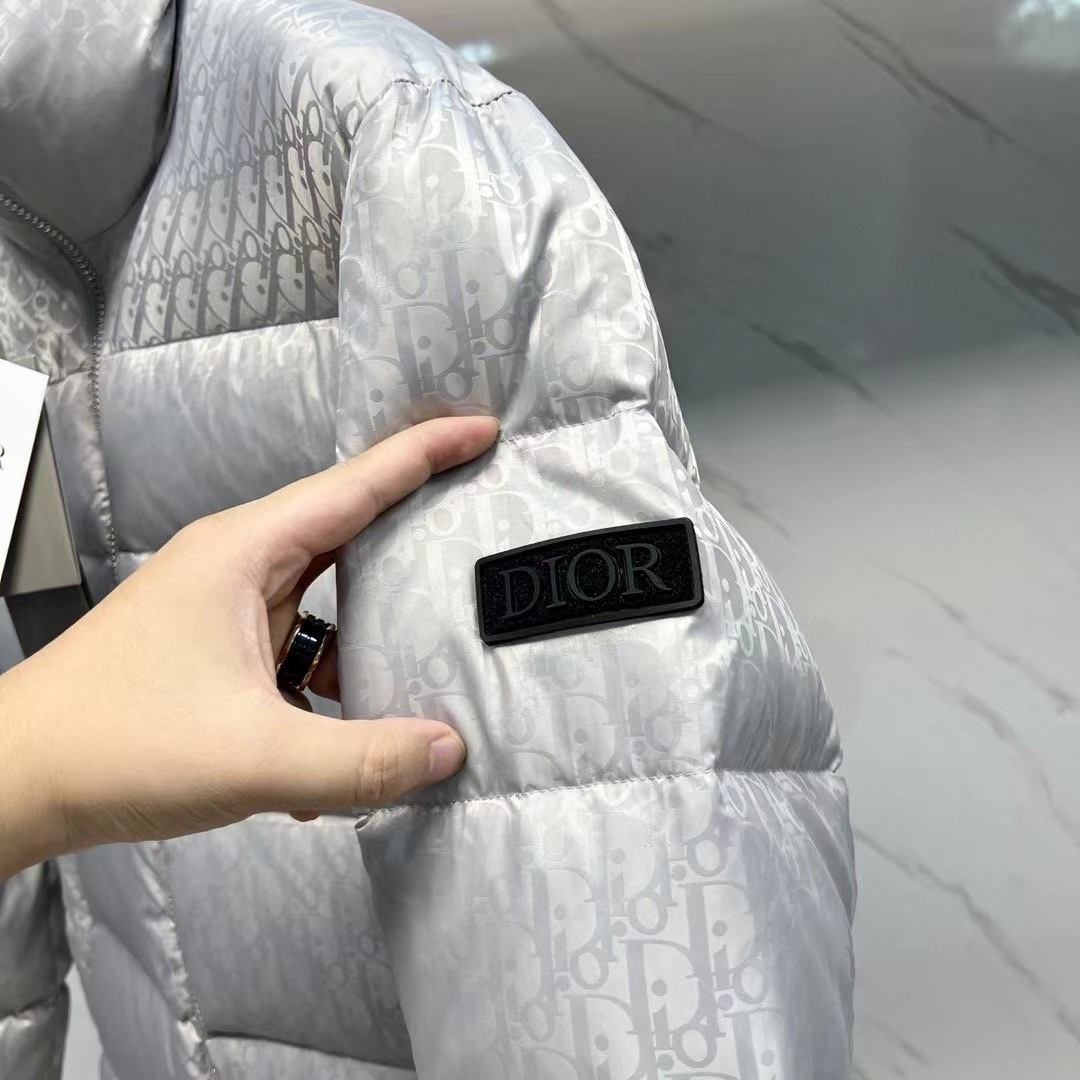 L0326-DIOR-500-71 gallery