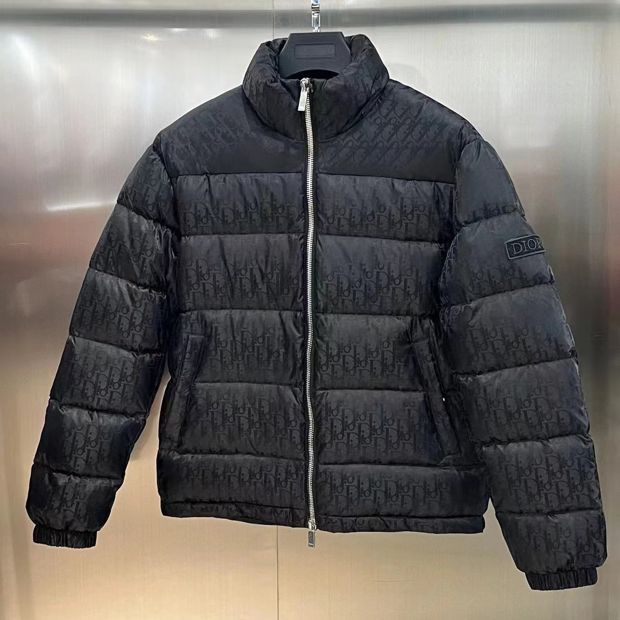 L0326-DIOR-500-71 gallery