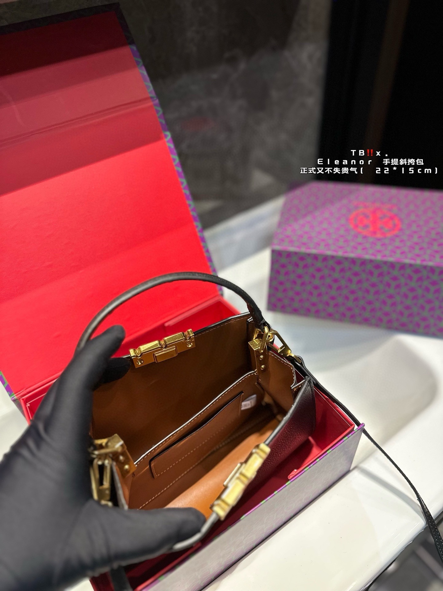 L0495-489-68.3$-TB gallery