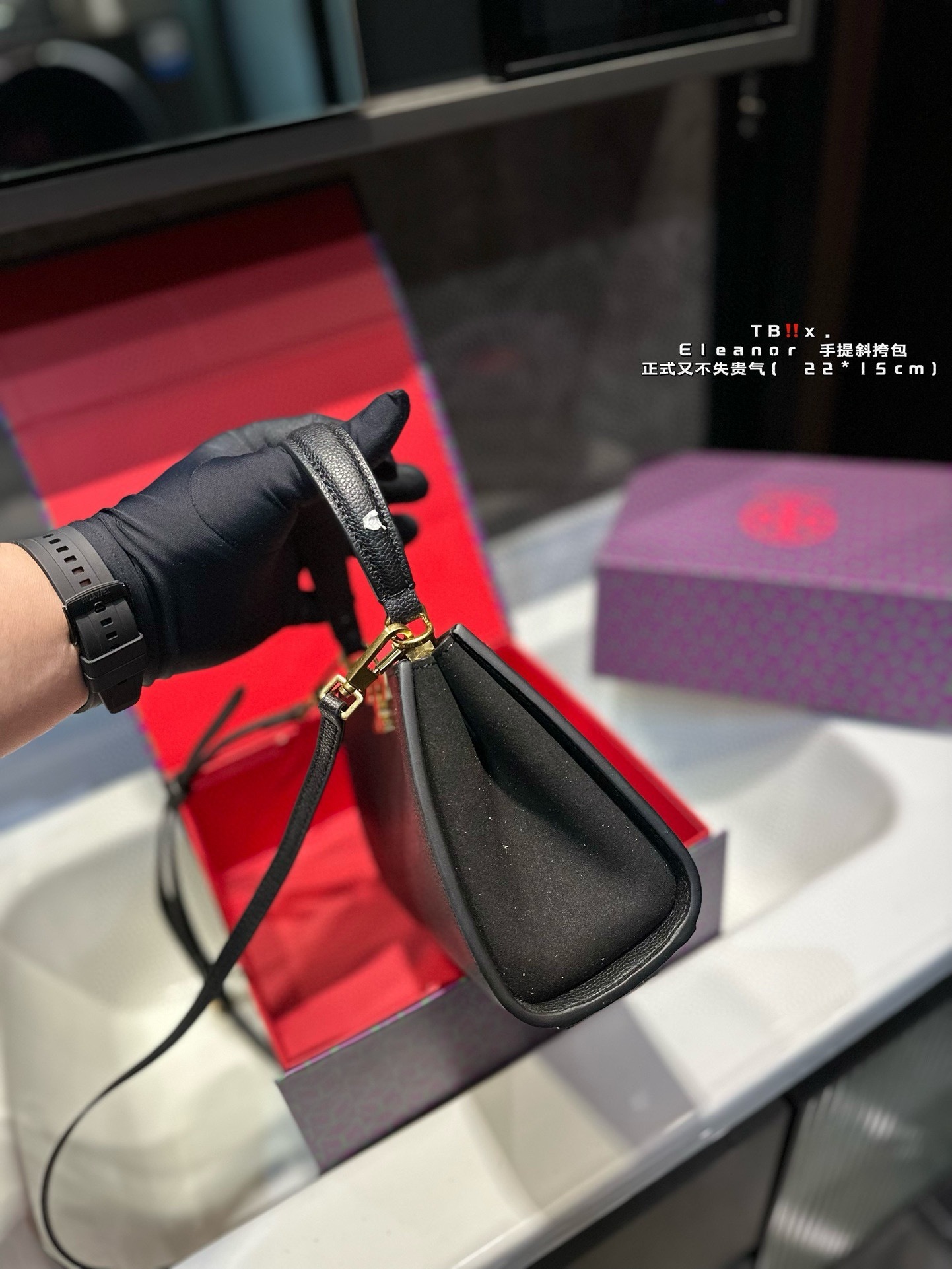 L0495-489-68.3$-TB gallery