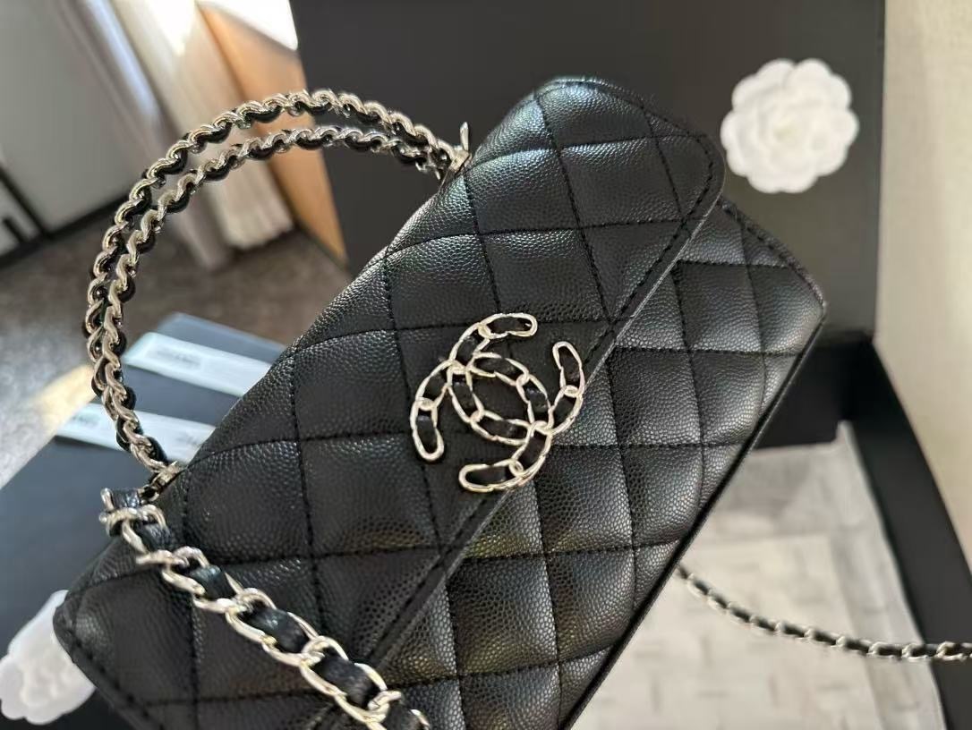 L0500-485-67.8＄-CHANEL-64 gallery