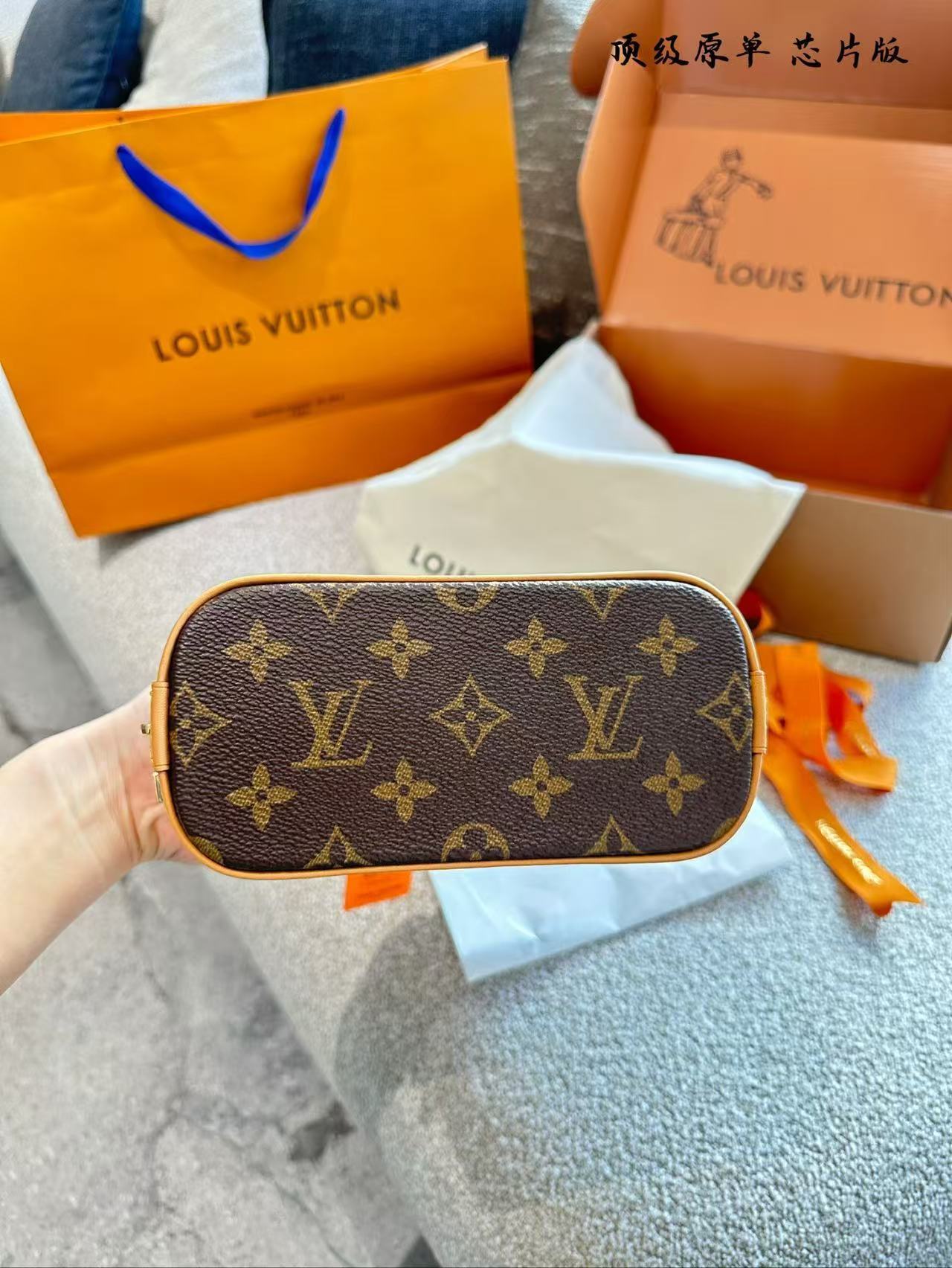 L0502-575-80.4$-LV-73.6 gallery