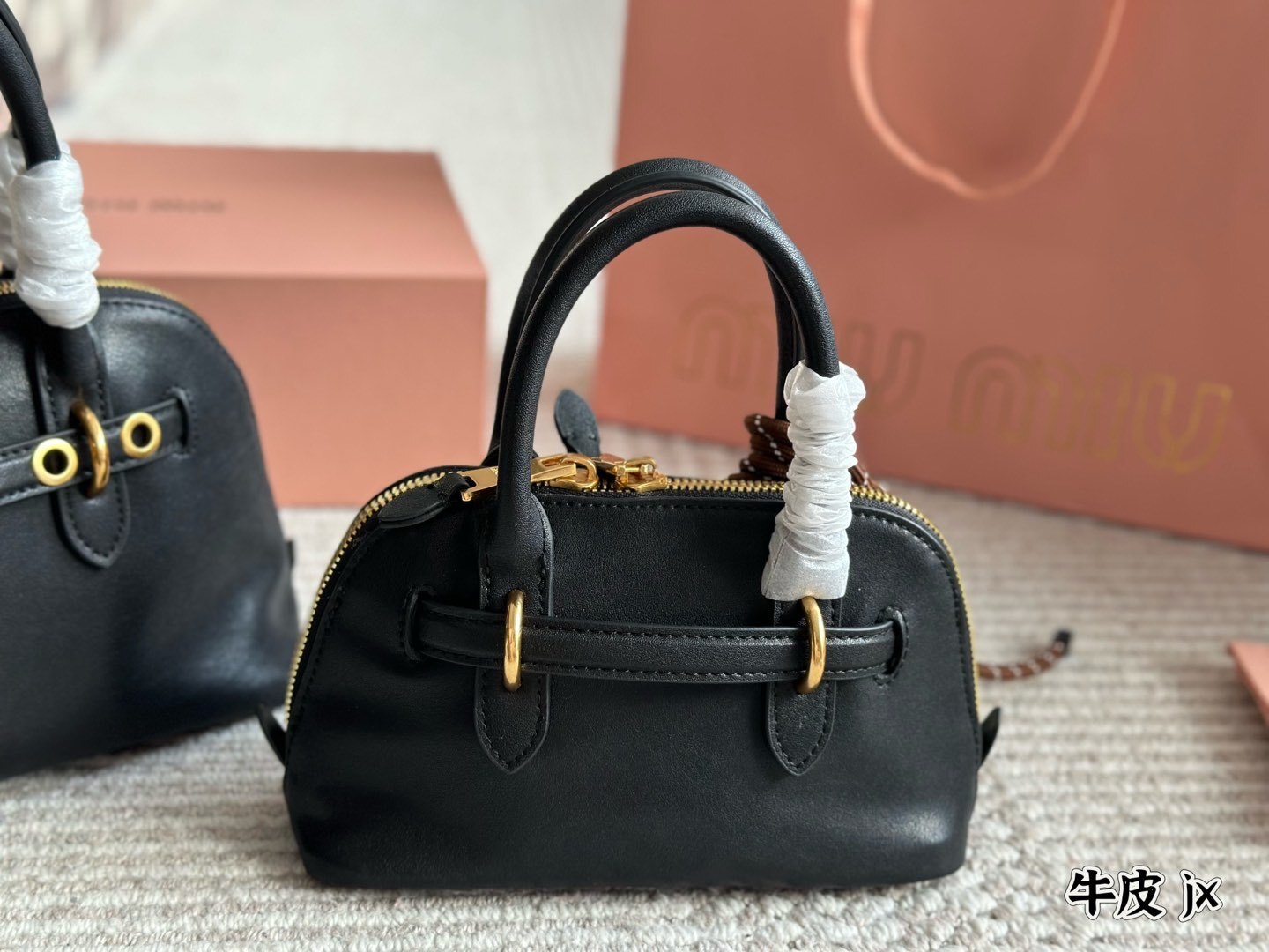 L0510-680-95$-MIUMIU-580 gallery