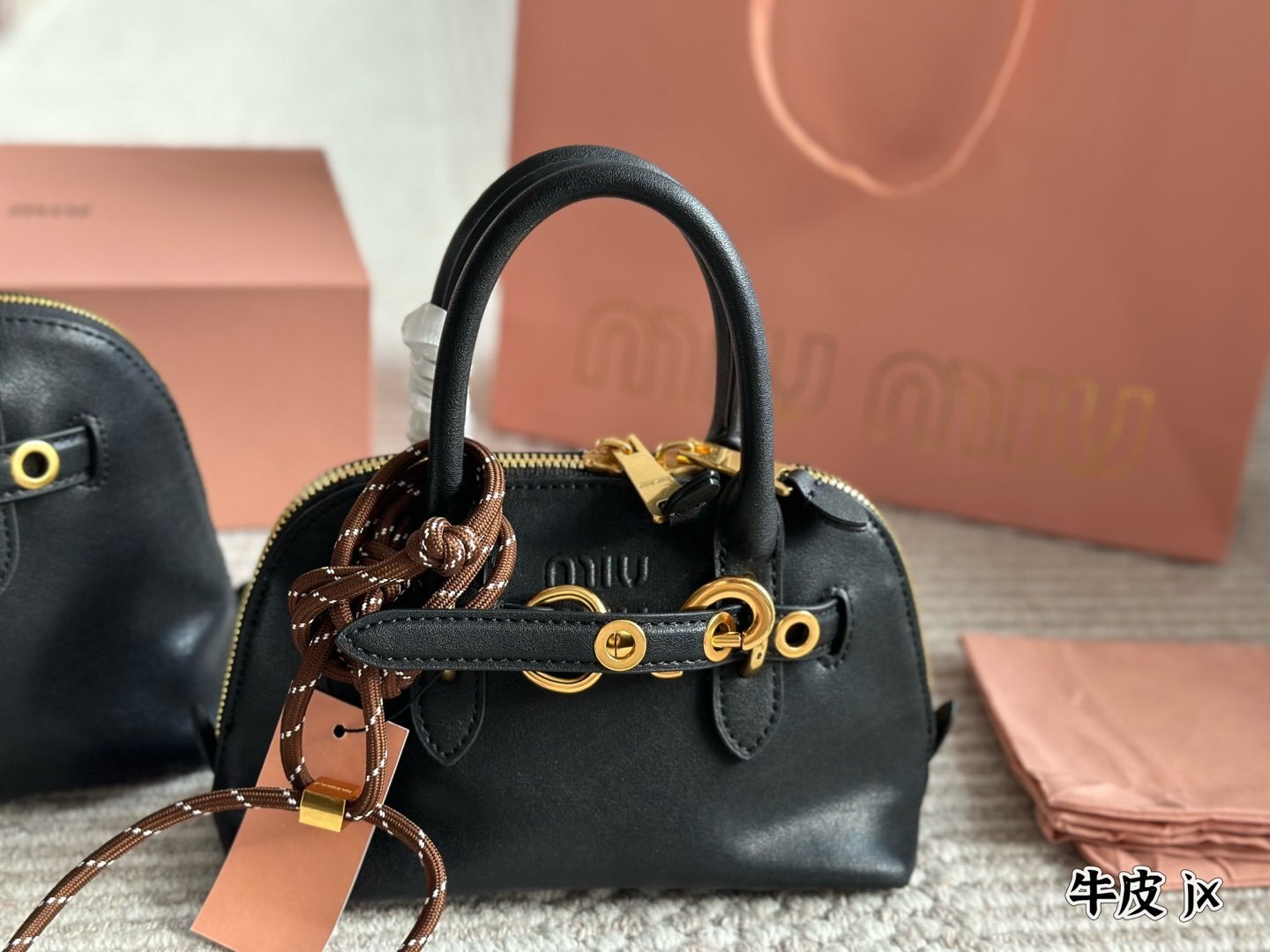 L0510-680-95$-MIUMIU-580 gallery