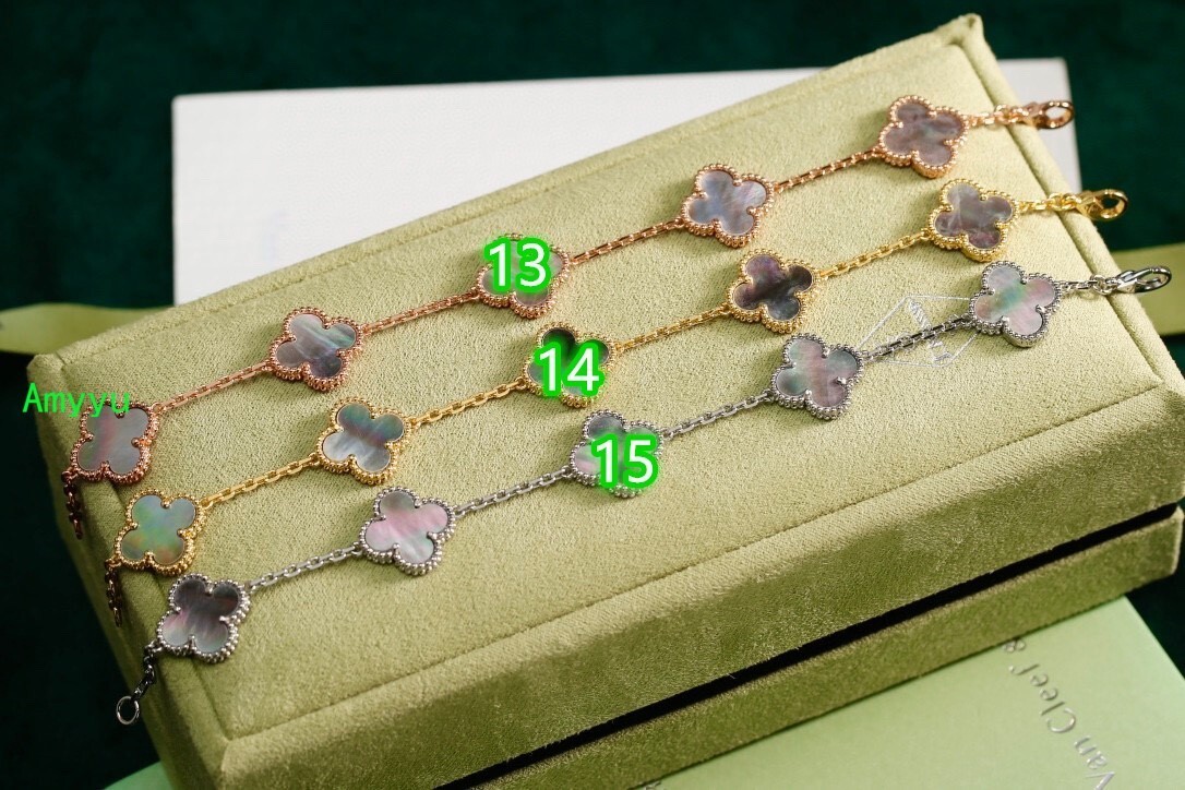 L0521-339-47$ gallery