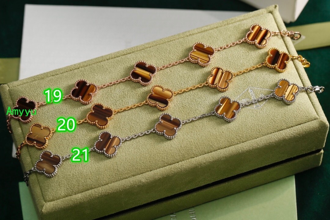 L0521-339-47$ gallery