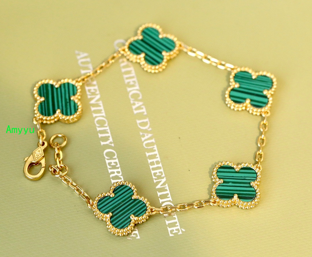 L0521-339-47$ gallery