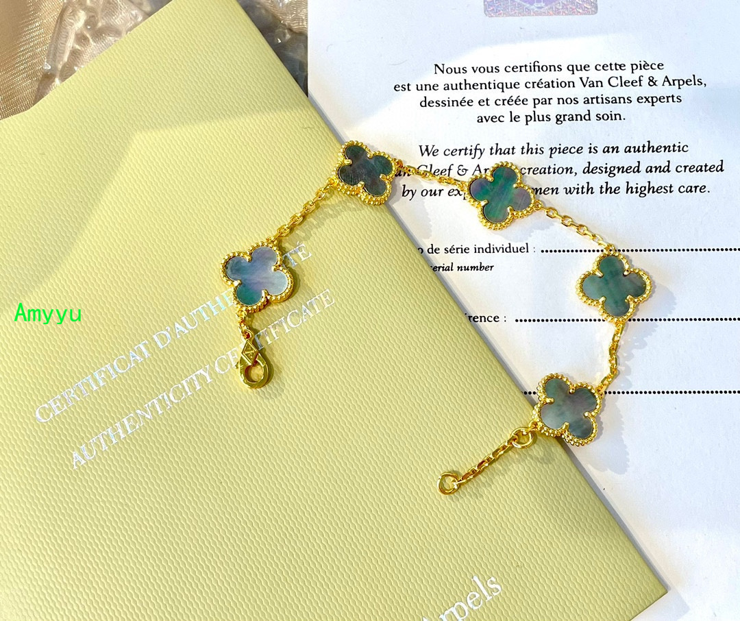 L0521-339-47$ gallery