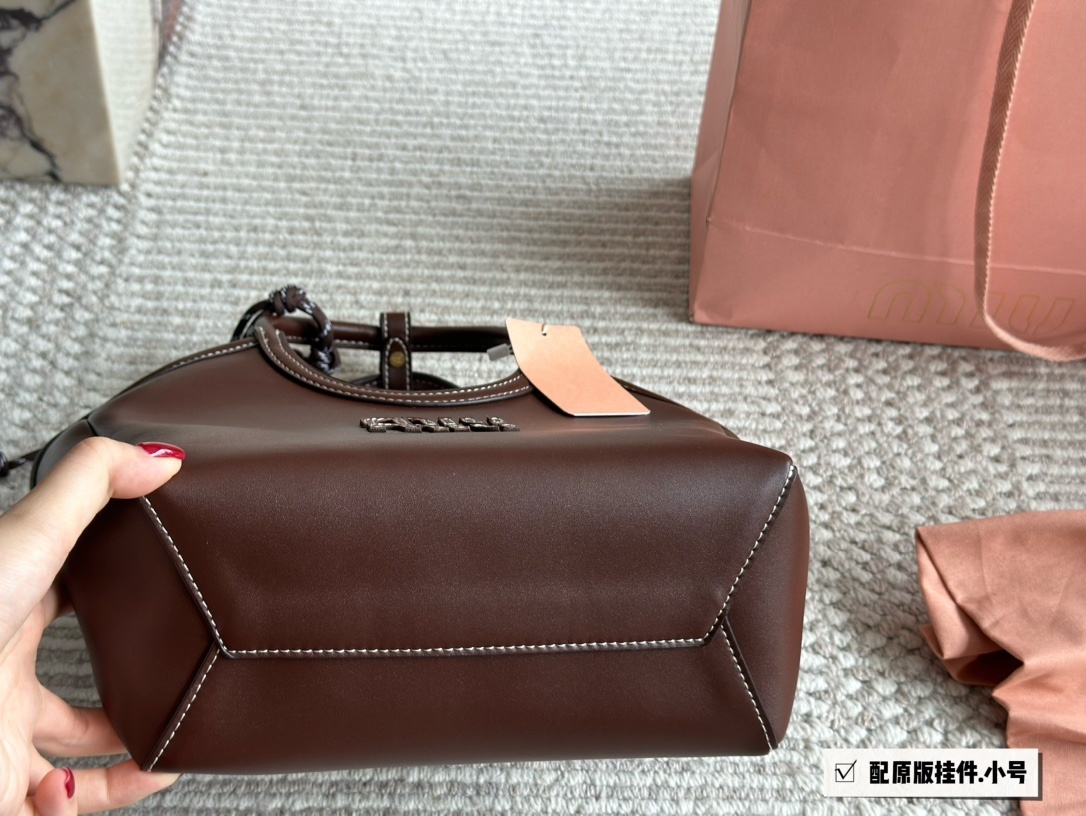 L0533-540-75.5-MIUMIU-500 gallery