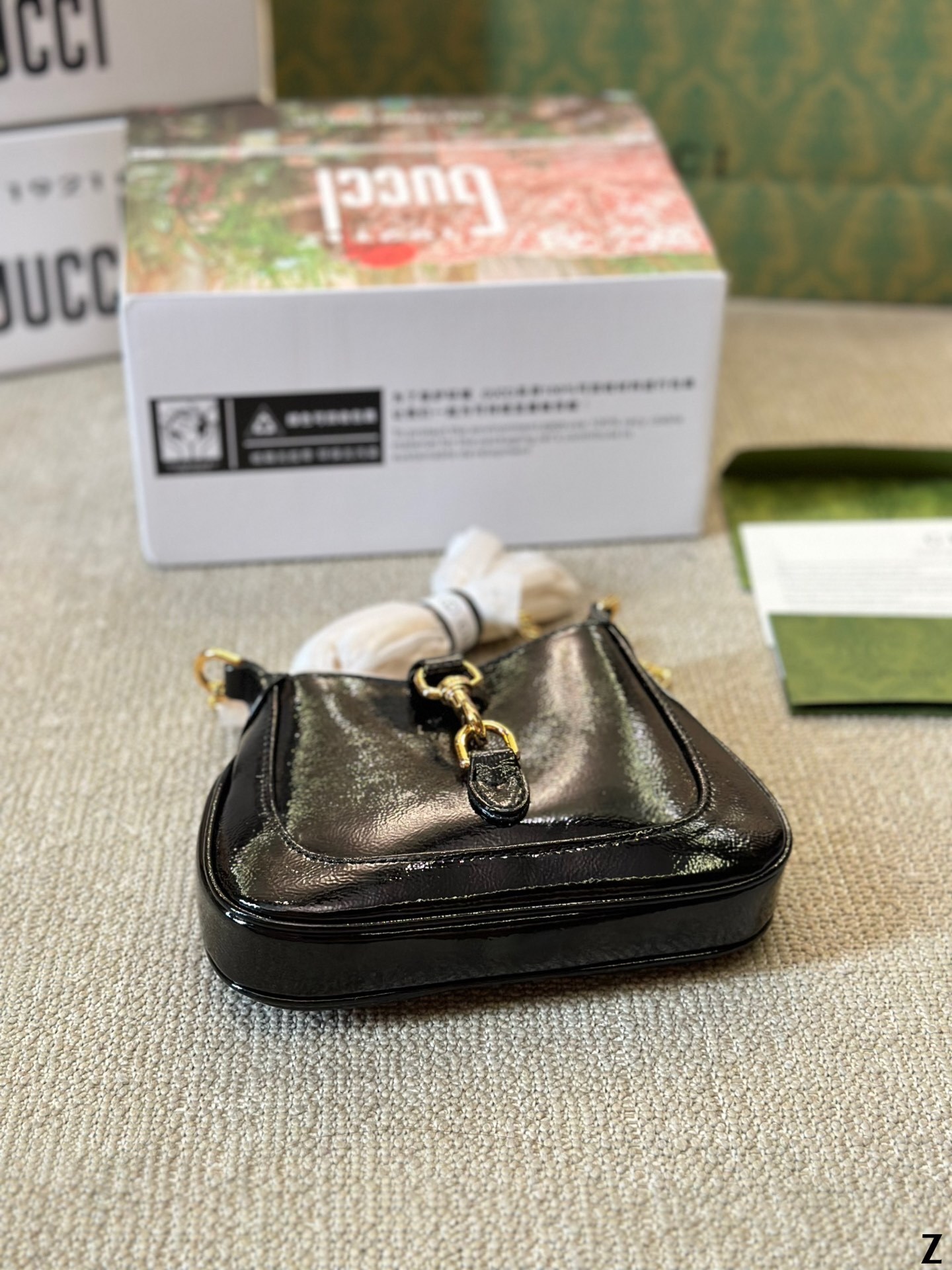 L0538-499-69.7$-GUCCI gallery