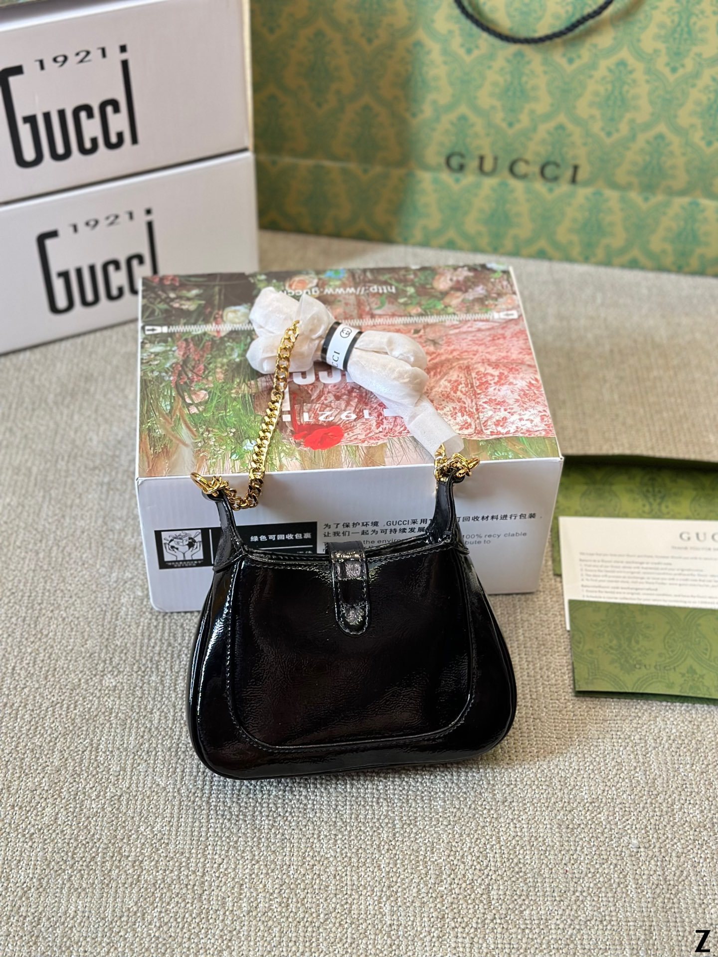 L0538-499-69.7$-GUCCI gallery