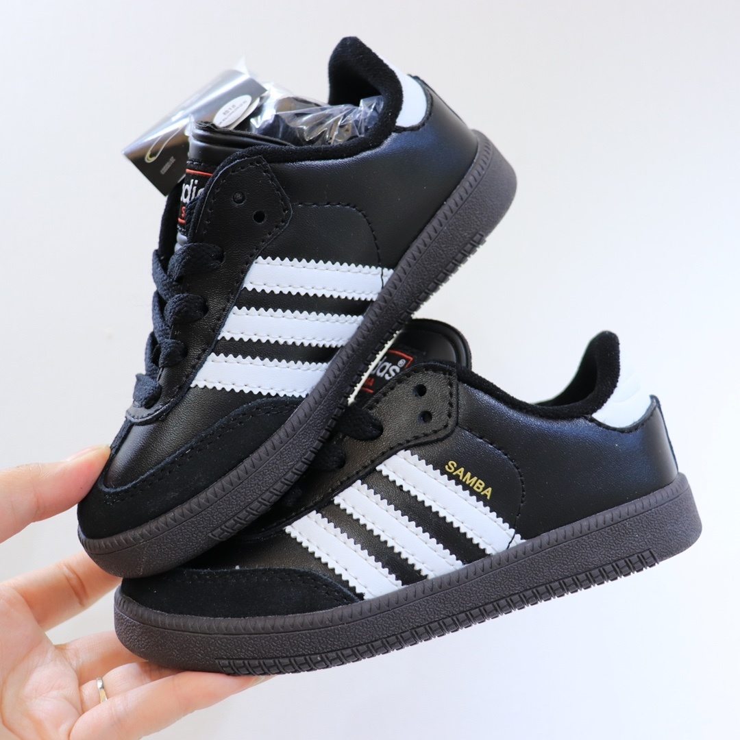 L0562-329-45.6$-Adidas gallery