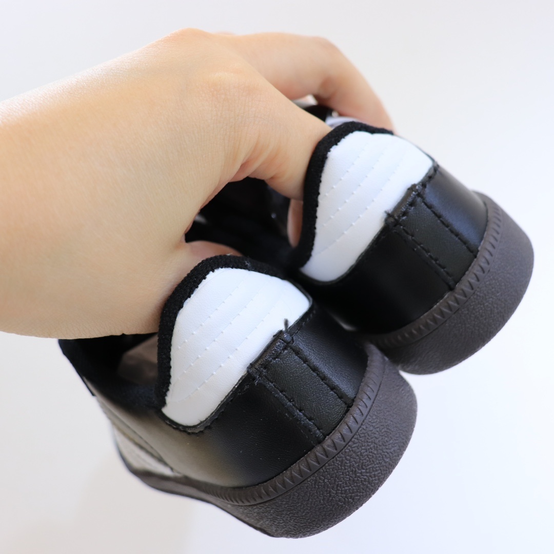 L0562-329-45.6$-Adidas gallery