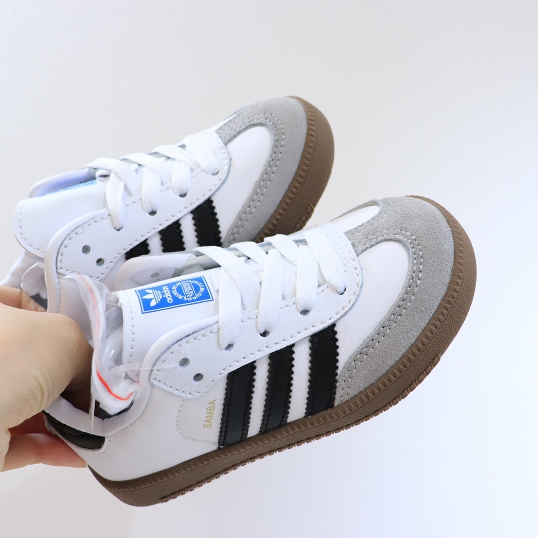 L0562-329-45.6$-Adidas gallery