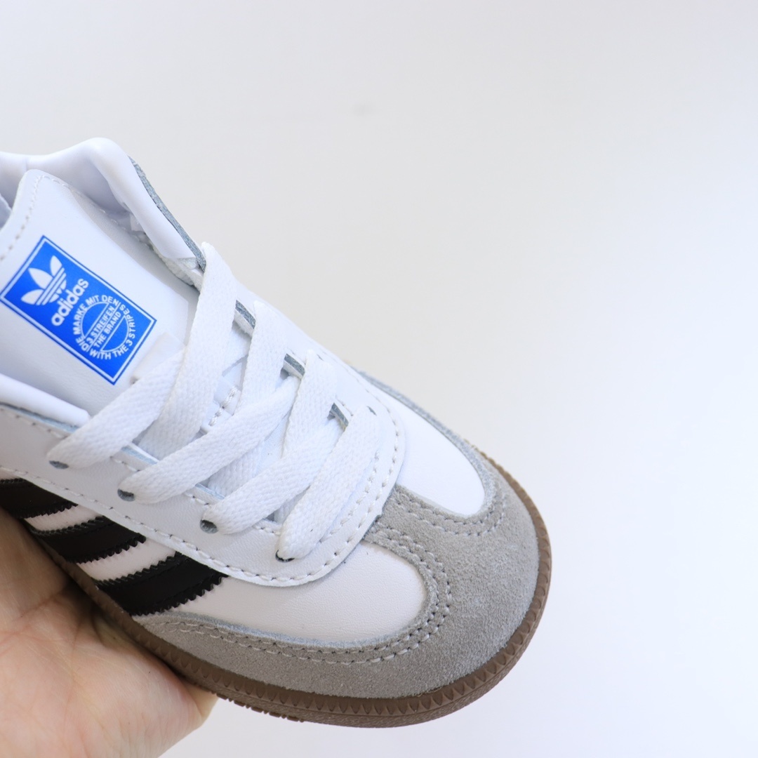 L0562-329-45.6$-Adidas gallery