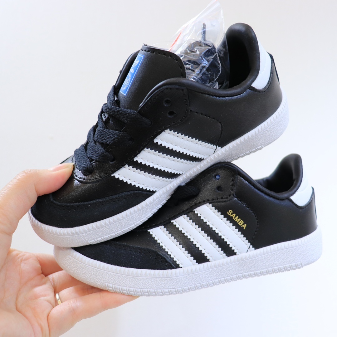 L0562-329-45.6$-Adidas gallery