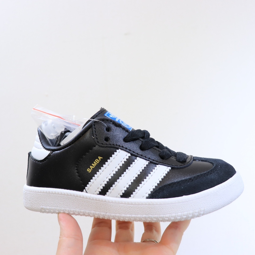 L0562-329-45.6$-Adidas gallery