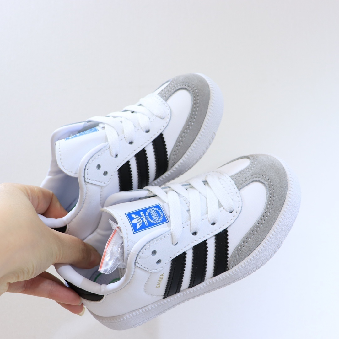 L0562-329-45.6$-Adidas gallery