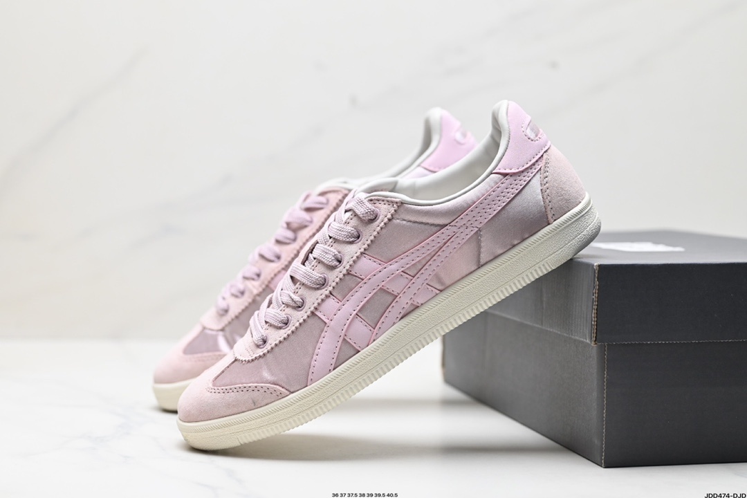 L0566-429-61.2$-Arthur's gallery