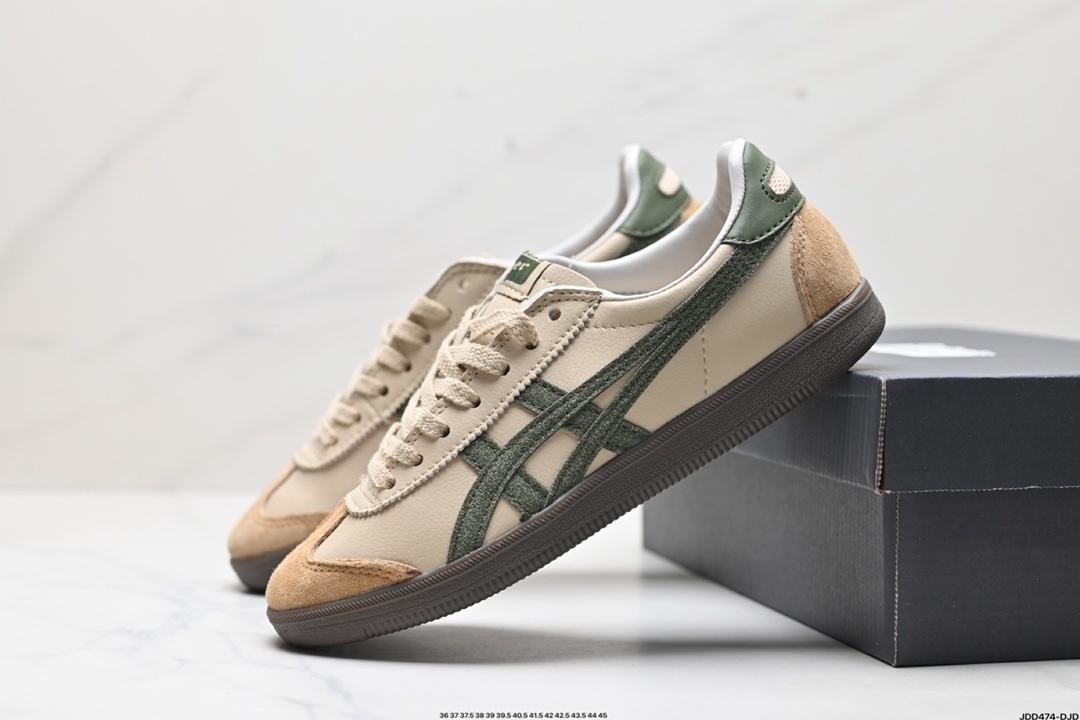 L0566-429-61.2$-Arthur's gallery