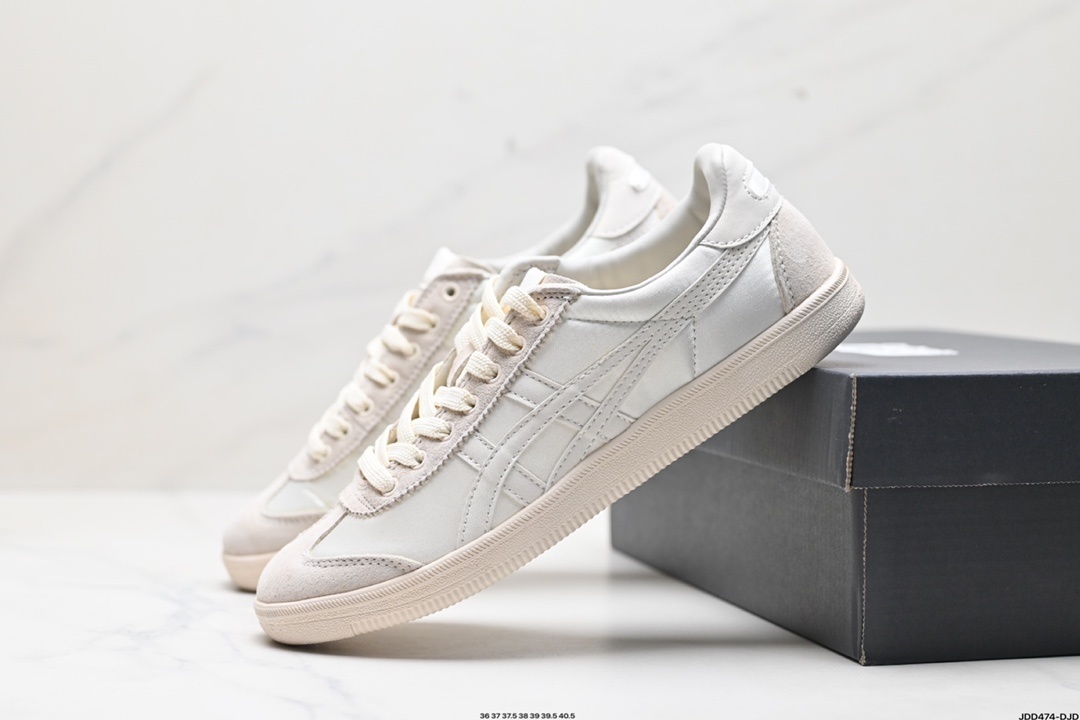 L0566-429-61.2$-Arthur's gallery