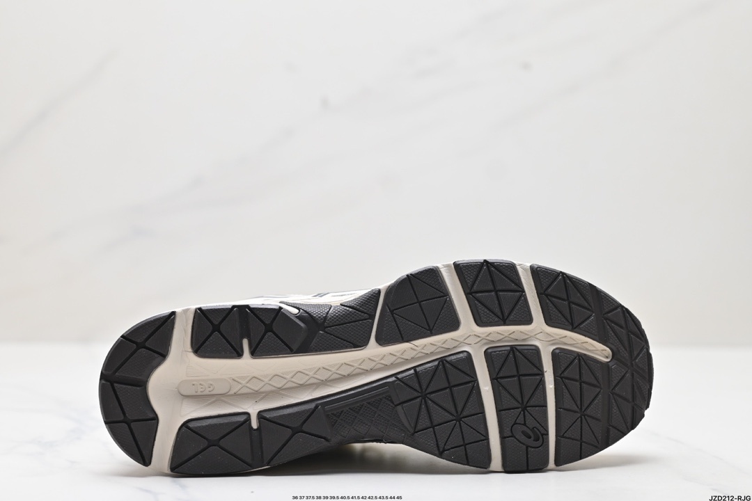 L0567-479-68.4$-Arthur's gallery