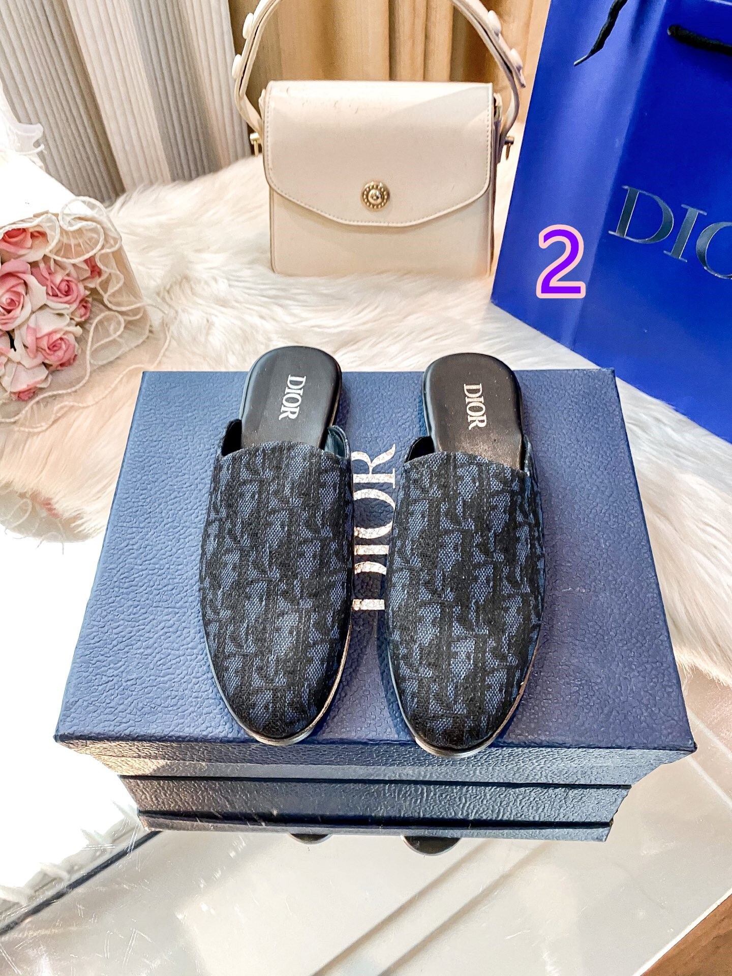 L0570-419-58.6$-DIOR gallery