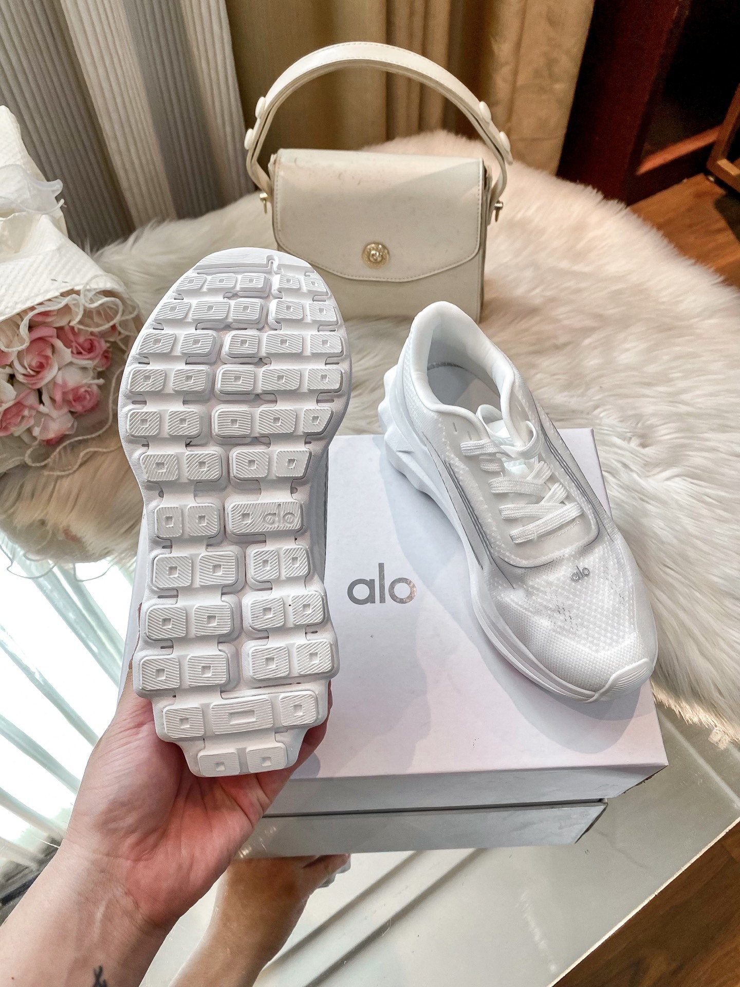 L0571-530-74$-QLQ gallery