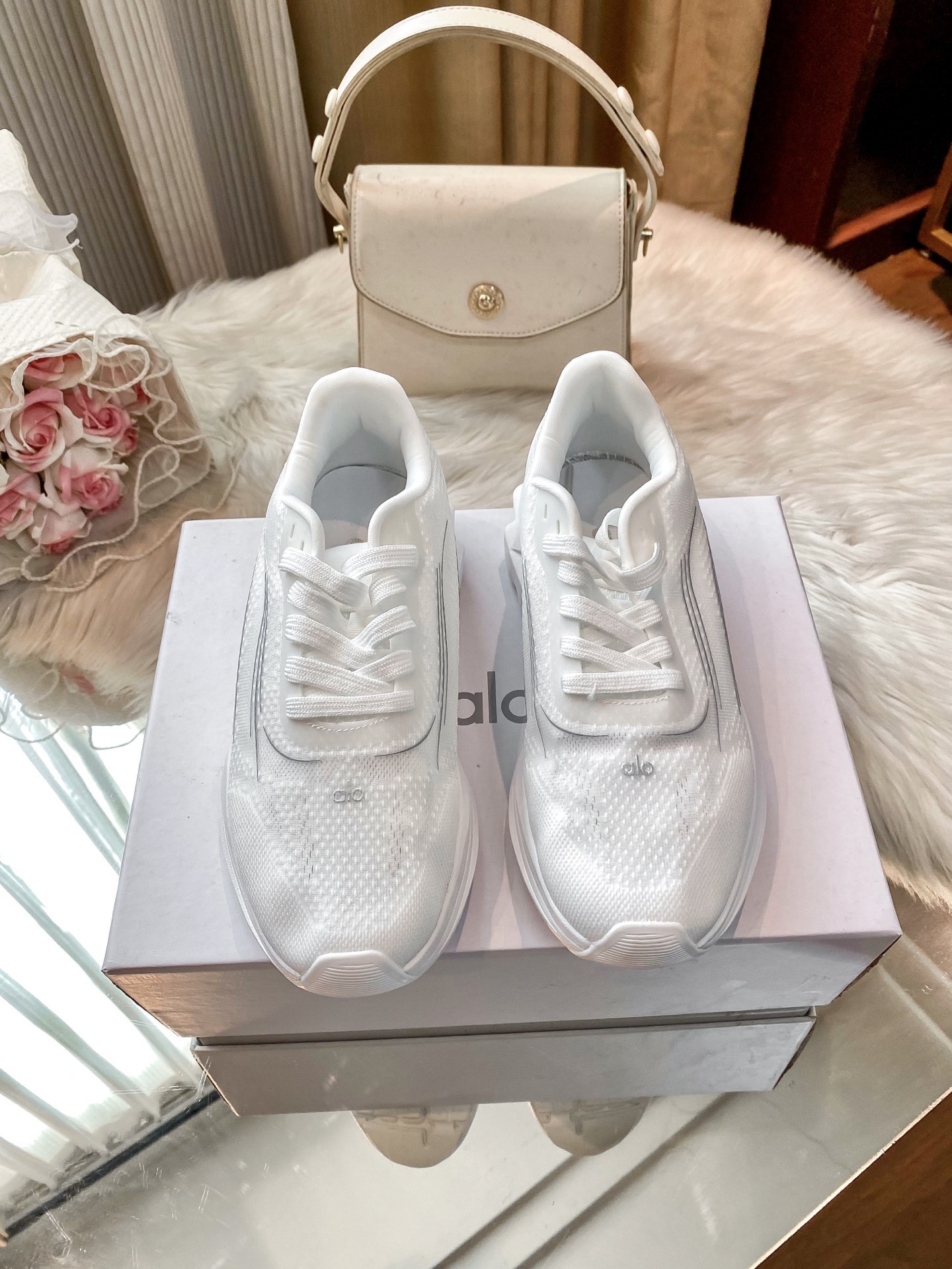 L0571-530-74$-QLQ gallery