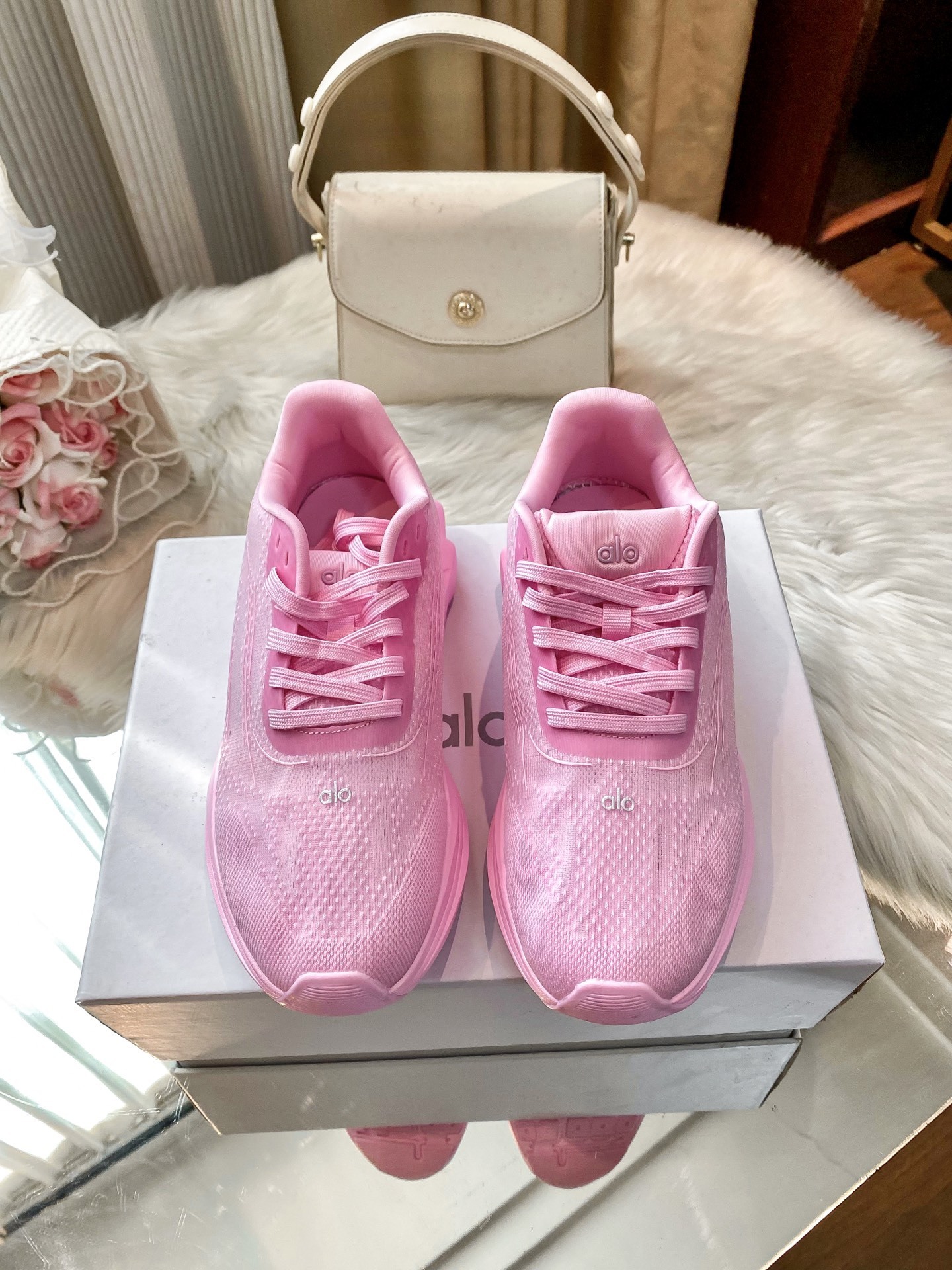 L0571-530-74$-QLQ gallery