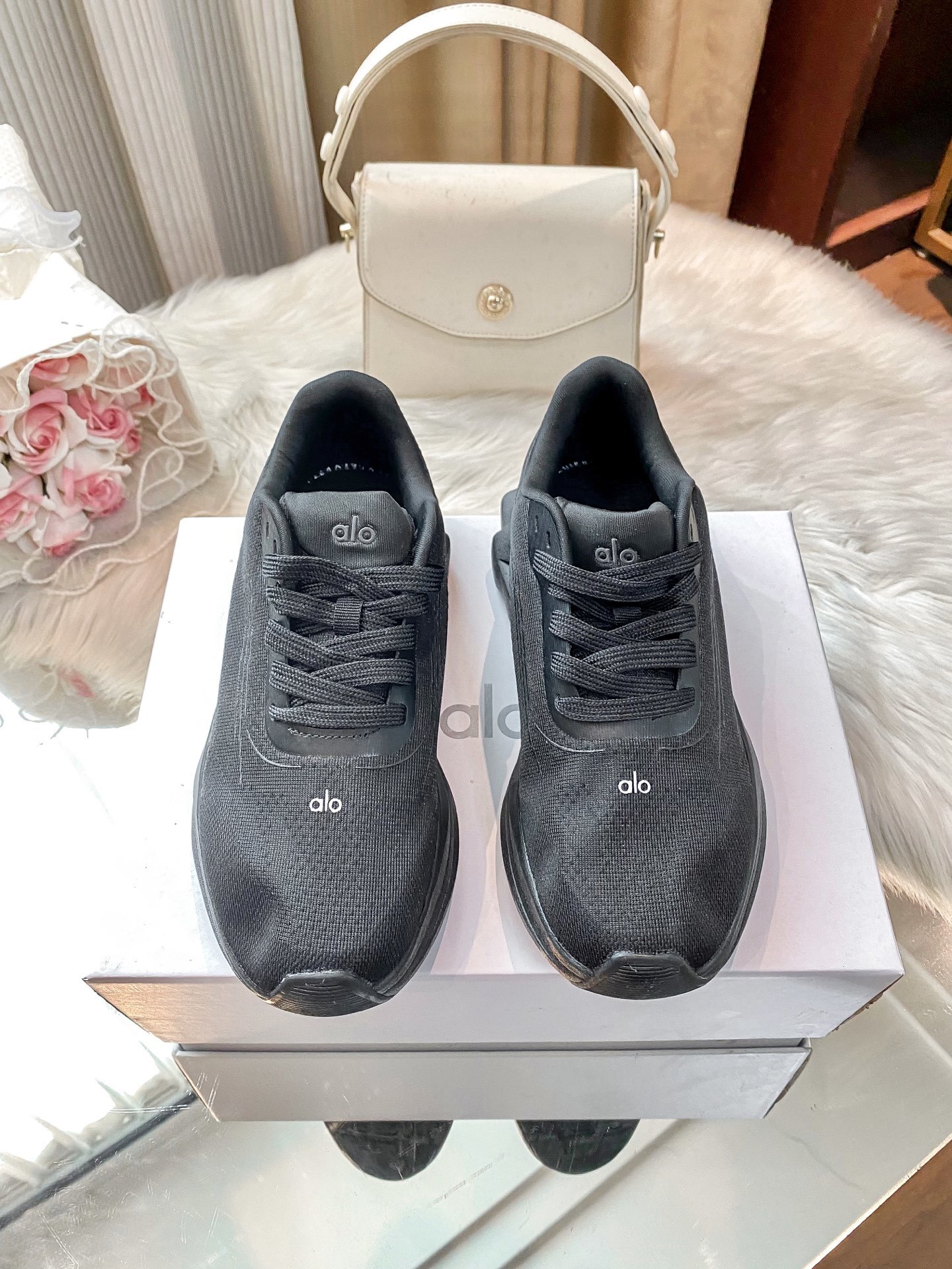 L0571-530-74$-QLQ gallery