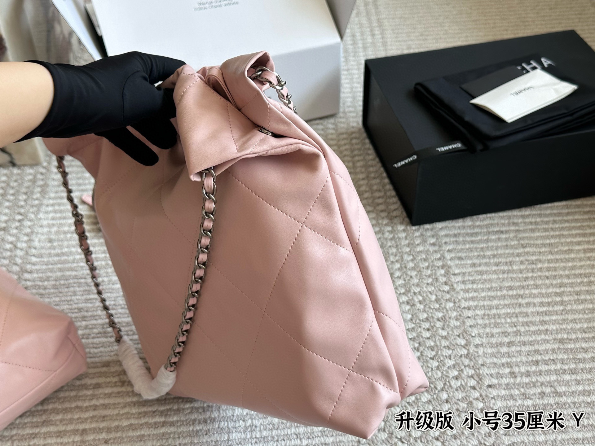 L0573-529-74$-CHANEL gallery