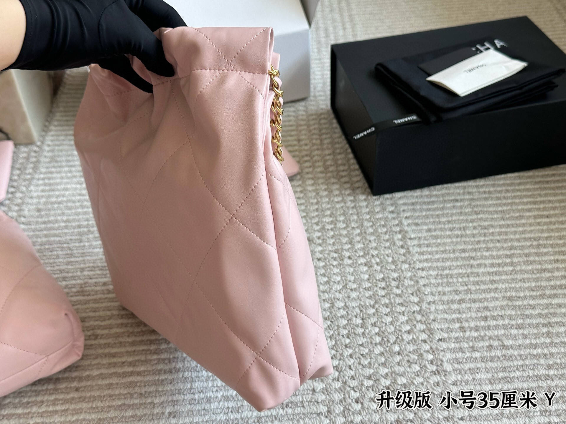 L0573-529-74$-CHANEL gallery