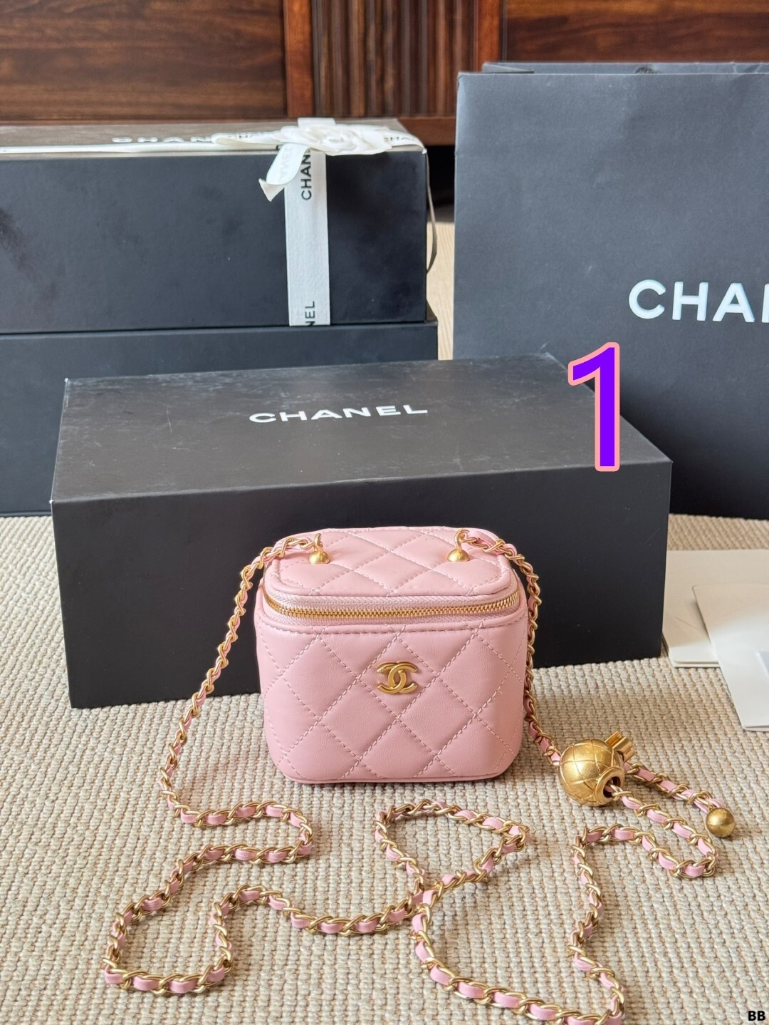 L0580-440-61.5$-CHANEL gallery