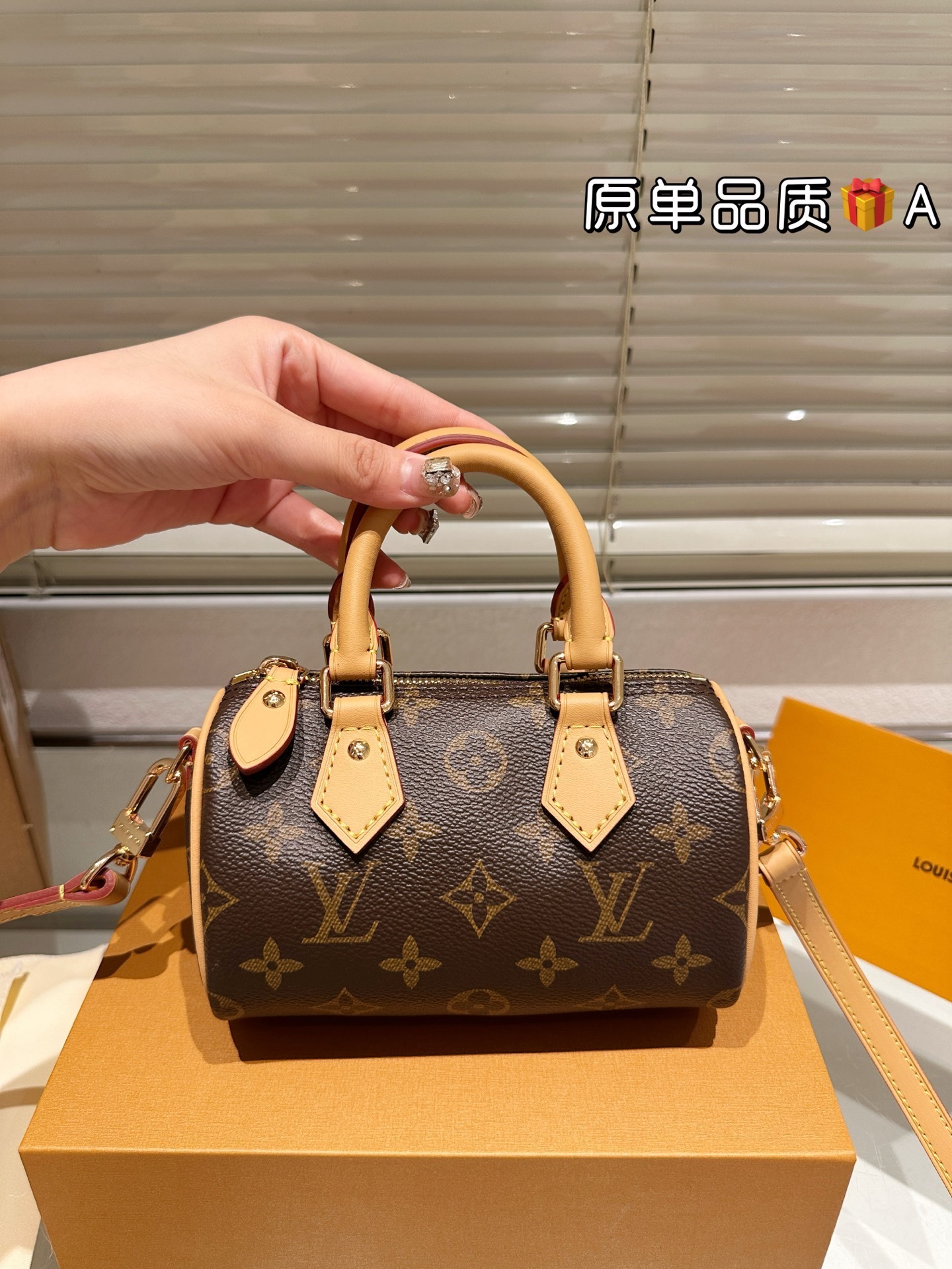 L0581-479-67$-LV-64 gallery