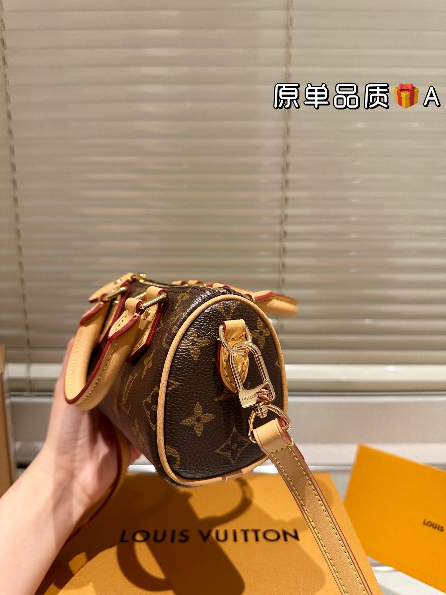 L0581-479-67$-LV gallery