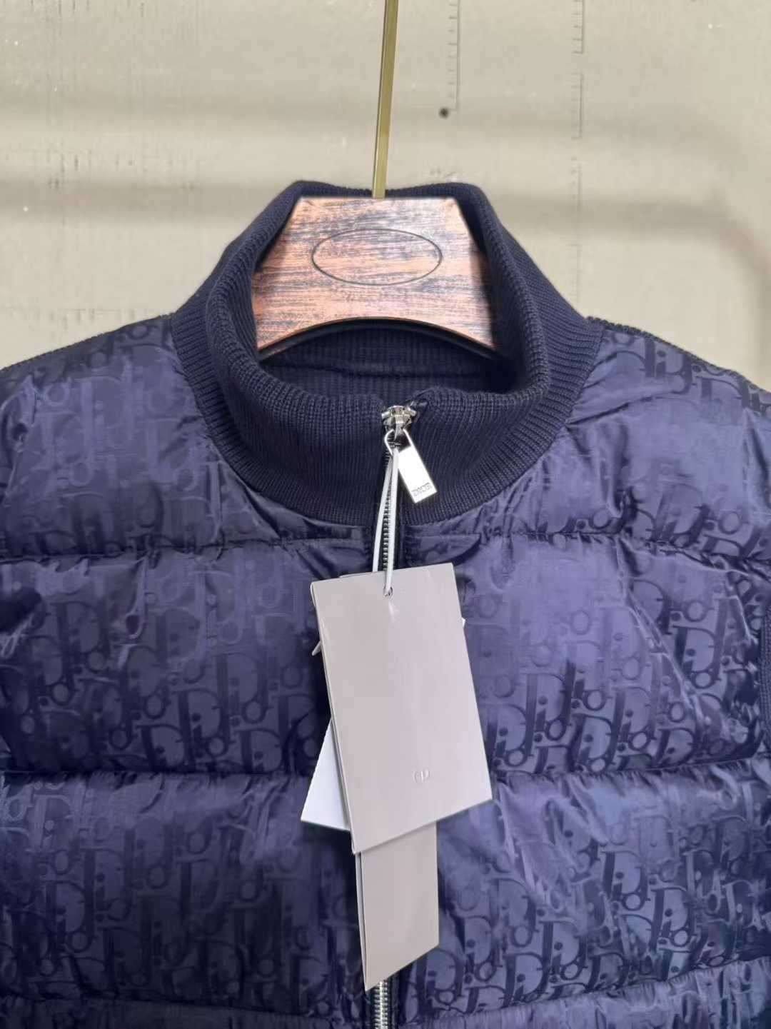 L0582-529-74$-DIOR gallery